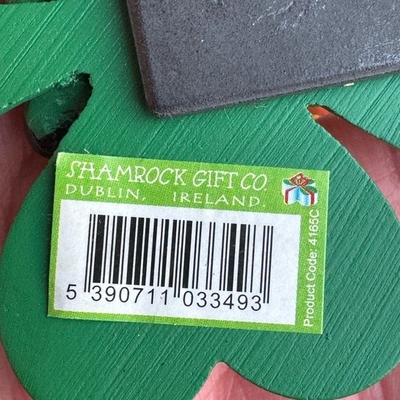 Assorted Decorative Magnets Collection - Picture 12 of 15